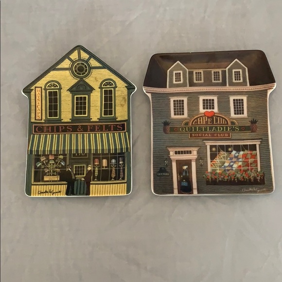 VINTAGE Charles Wysocki Artistic Designs PLATES - Picture 1 of 6